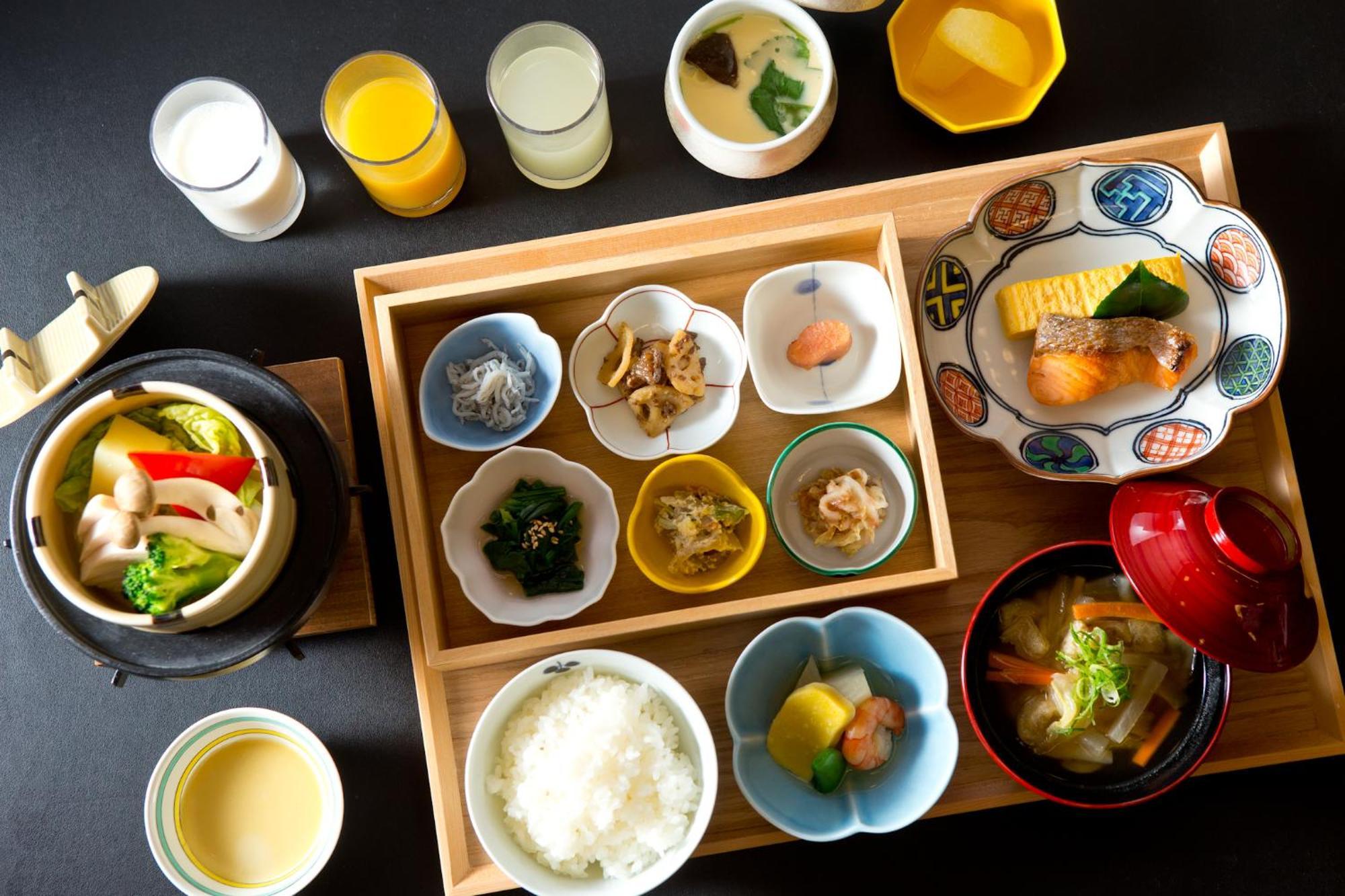 山荘 風の杜 Sanso Kazenomori Hotel Minoh Bagian luar foto